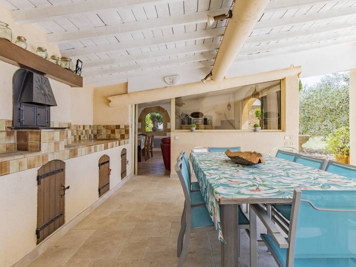 Location de vacances pour 6 personnes, avec jardin et terrasse à Cucuron - 2