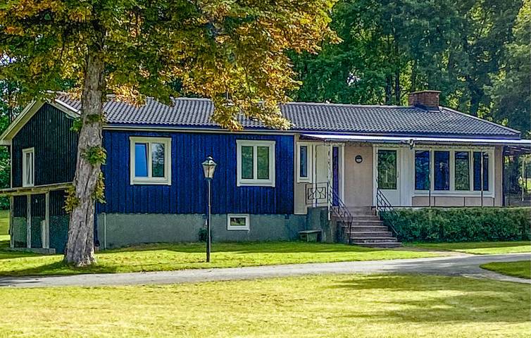 Hus för 8 Personer med trädgård in Jönköpings län