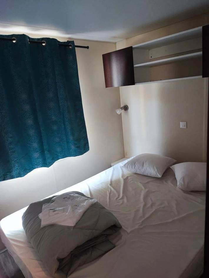 Camping pour 6 personnes, avec bassin pour enfant