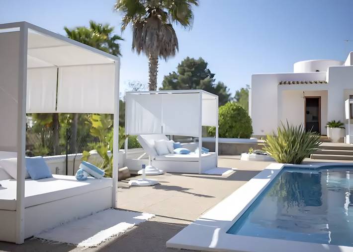 Villa 'Can Americano, 4 con vistas a la montaña, Wi-Fi y aire acondicionado in San Rafael de Sa Creu, Sant Antoni de Portmany