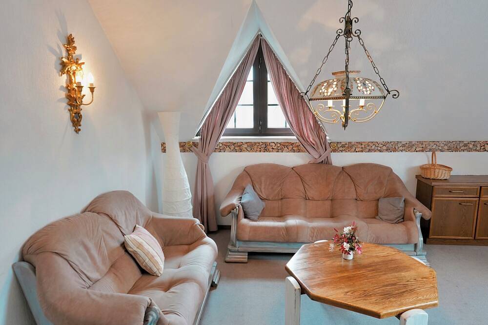 Ganze Wohnung, In & Out Boardinghaus Superior-Zimmer in Zweifall, Stolberg