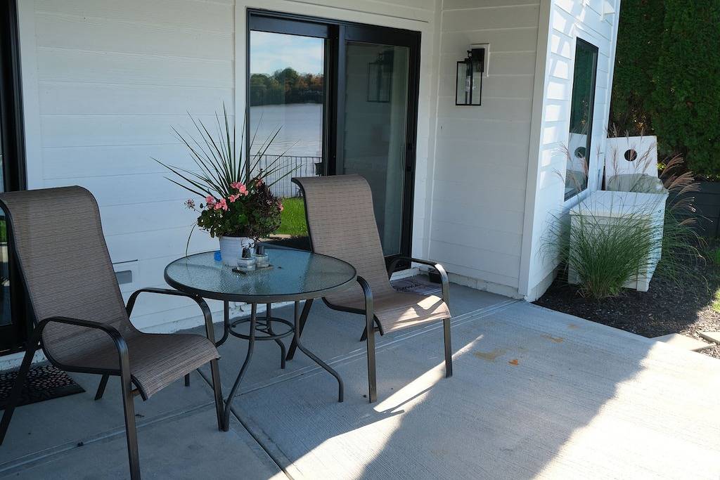 Ganze Wohnung, New!!! Prime waterfront studio w/docking potential in Cicero, Hamilton County