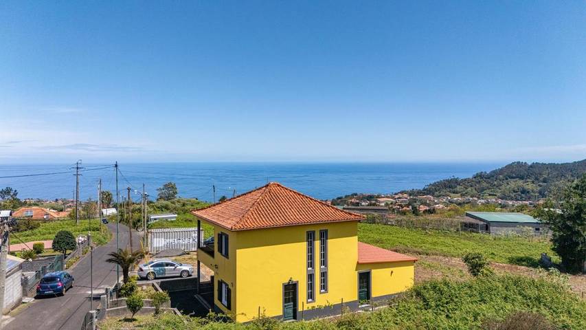 Chalet para 5 personas, con Balcón y Terraza además de Jardín y Vistas en Santana