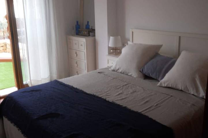 Gîte pour 6 personnes, avec piscine et jardin à Isla Plana - 2