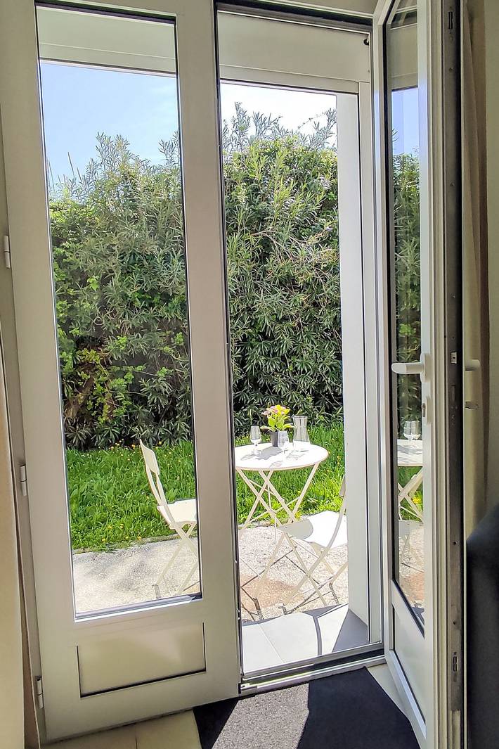 Gîte pour 4 personnes, avec terrasse et jardin dans Golf Grand Jardin - 2