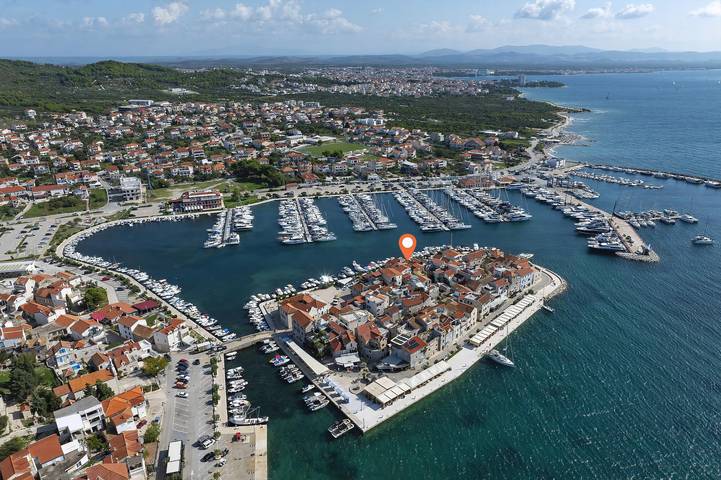 House Olivera in Tribunj, Šibenik-Knin