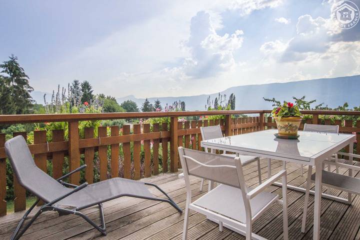 Gîte pour 4 personnes, avec terrasse et jardin dans Lac du Bourget - 3