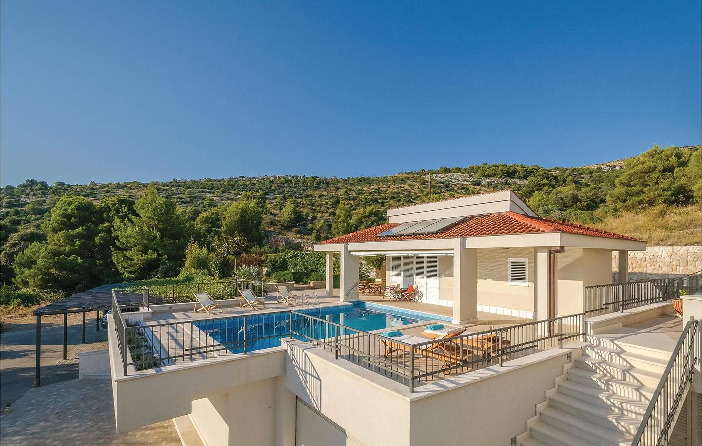 Feriehus for 15 personer med terrasse in Primosten, Šibenik-Knin