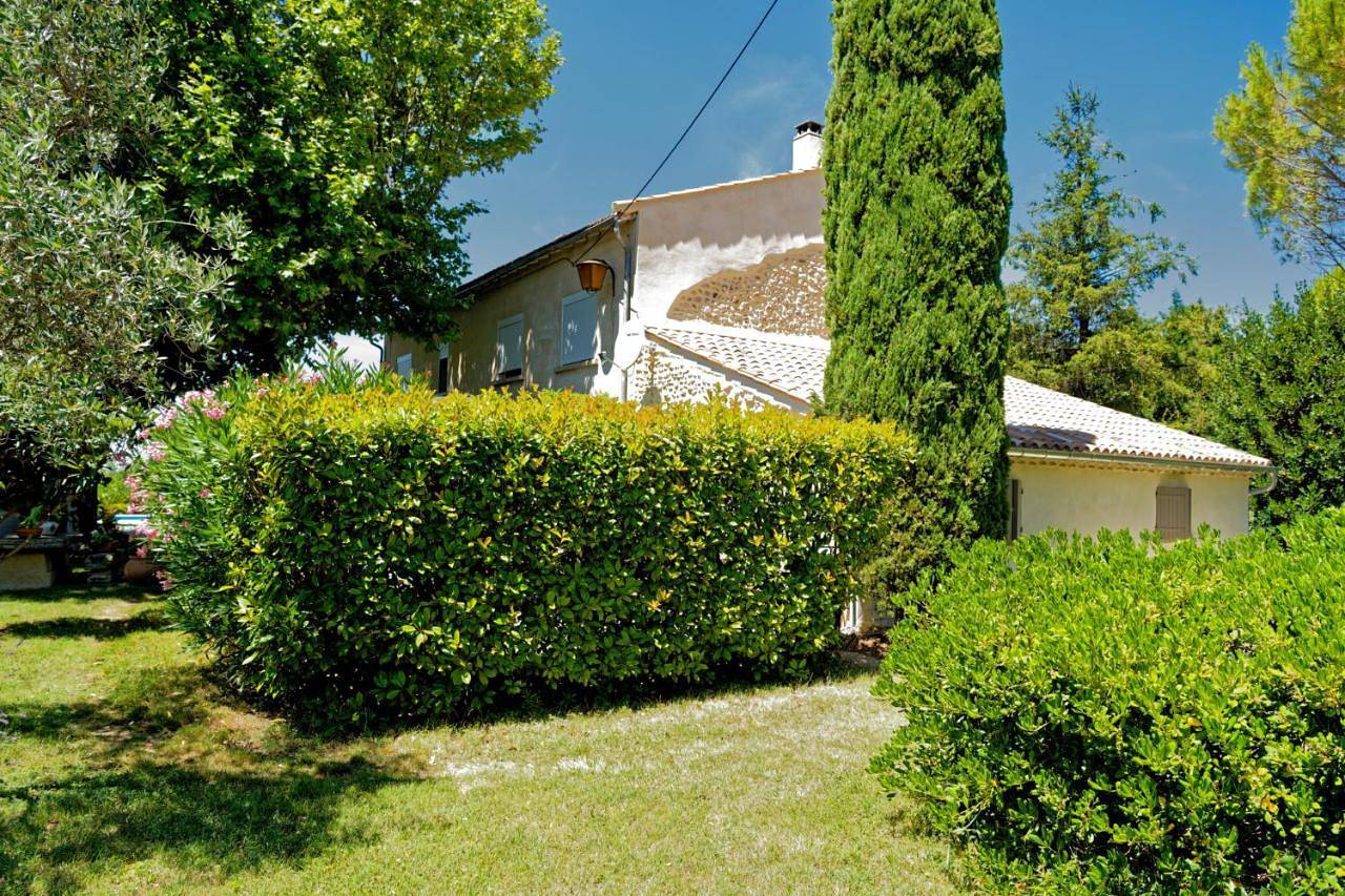 One-Bedroom House in Visan, Enclave de Valreas