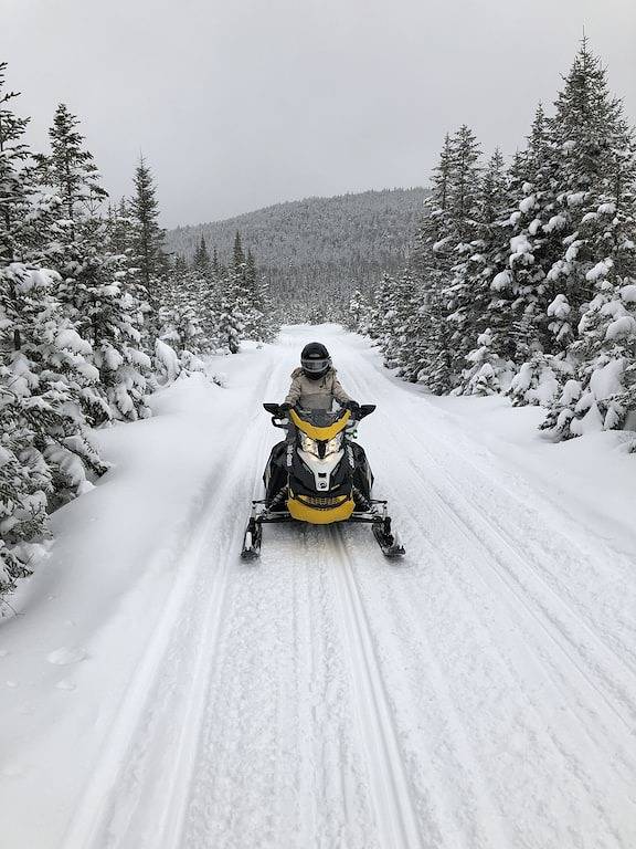 Vacation rental for 8 people, with yard and terrace in Burke