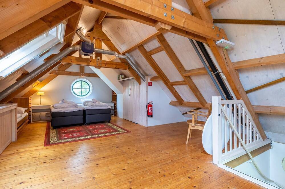 Haus am Wasser mit gemütlichem Außenkamin in Kaag, Groene Hart