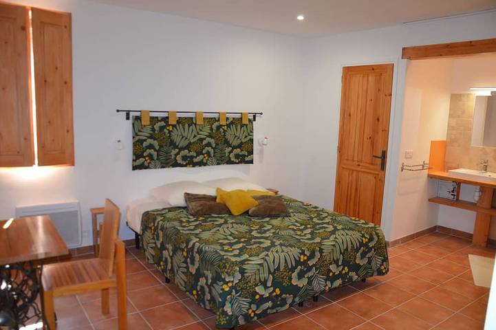 Location de vacances pour 6 personnes, avec terrasse à Villars - 2