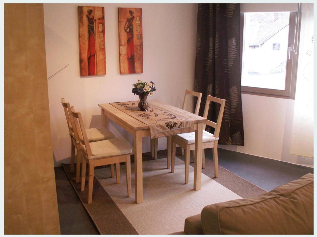 Ganze Wohnung, Ferienwohnung für 2 Personen in Wiesbaden, Südhessen