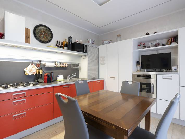 Ferielejlighed for 5 personer, med have og terrasse i San Remo