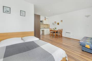 Studio für 3 Personen, mit Garten, kinderfreundlich in Międzyzdroje