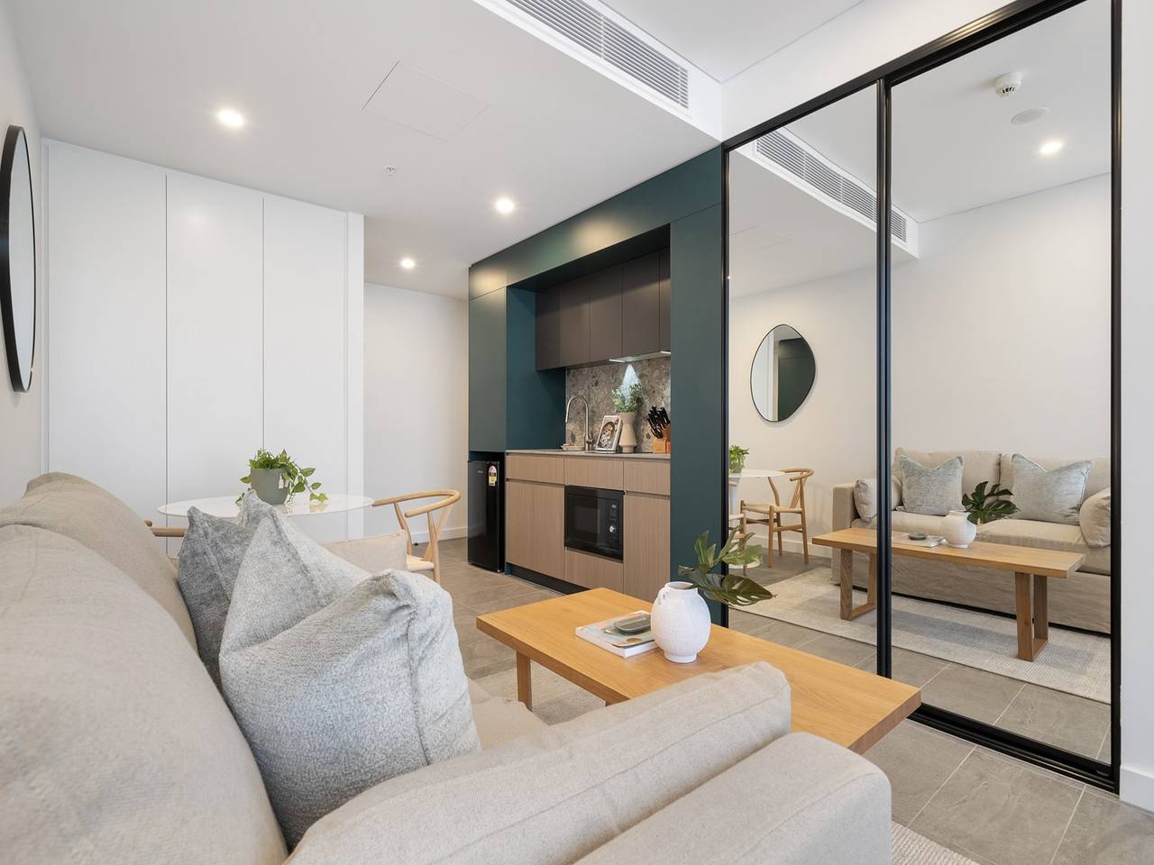Entire apartment, Modern Studio with Rooftop and Bbq Access in North Fremantle, Perth