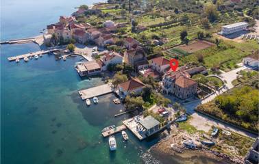 Ferienwohnung für 5 Personen, mit Terrasse und Garten auf Peljesac