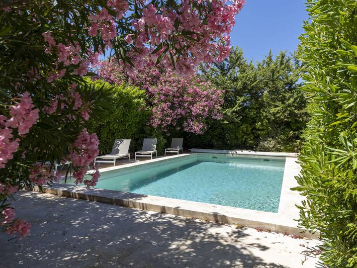 Location de vacances pour 8 personnes, avec jardin et terrasse à Maussane-les-Alpilles - 2