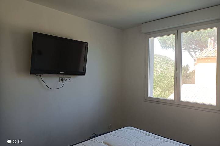 Gîte pour 4 personnes, avec balcon et jardin dans Base Nature François Léotard - 3