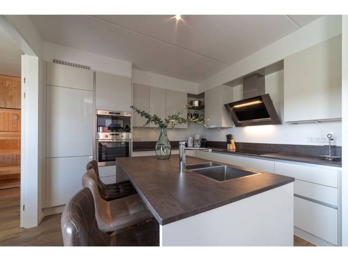 Ferienhaus für 10 Personen, mit Sauna und Garten in Colijnsplaat - 2