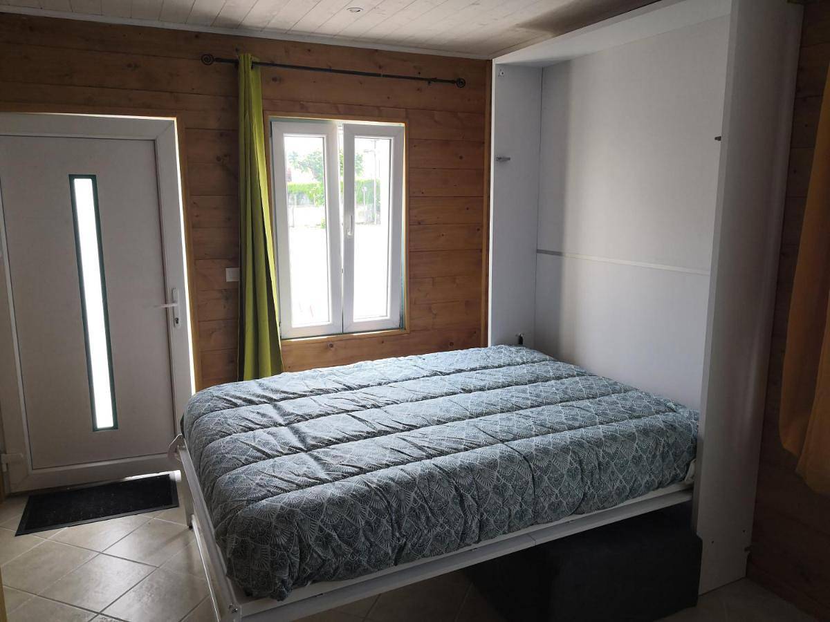 Appartement entier, Studio Ventadour in Égletons, Région de Tulle