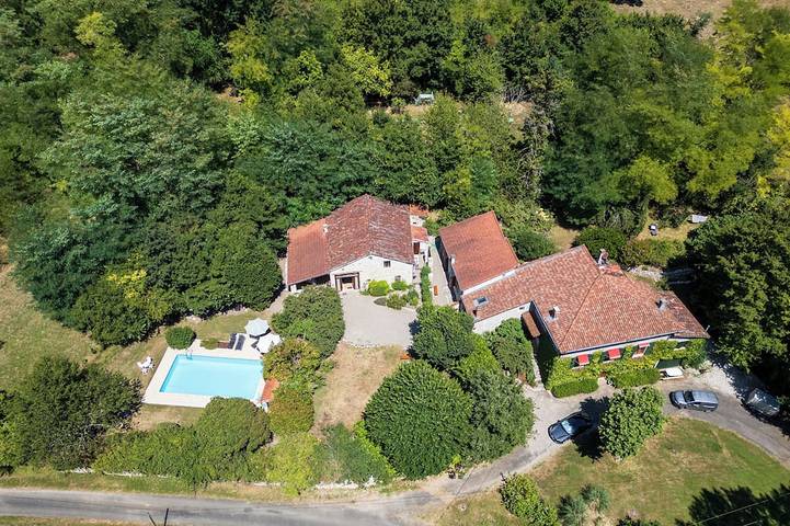 Location de vacances pour 18 personnes, avec jardin, animaux acceptés à Pont-du-Casse