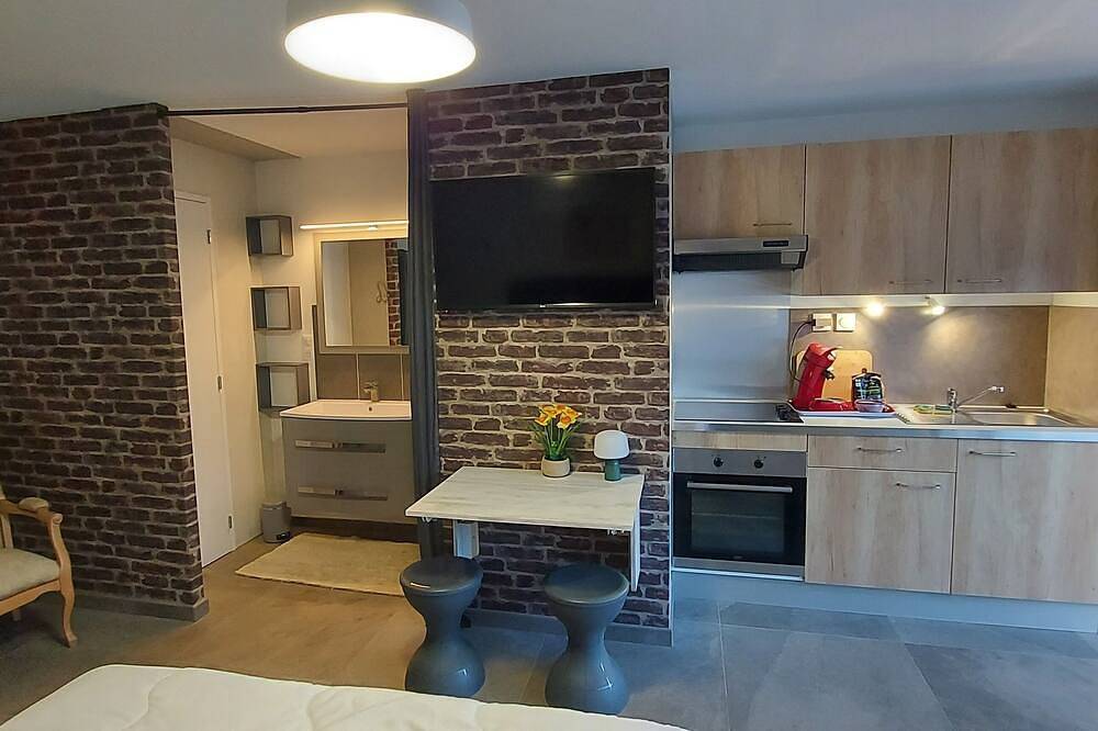 Appartement entier, Corse et Zen  Bulle Zen 25m² 2pers+ Bébé, terrasse Vue sur bois, pleine nature in Taglio-Isolaccio, Arrondissement de Corte