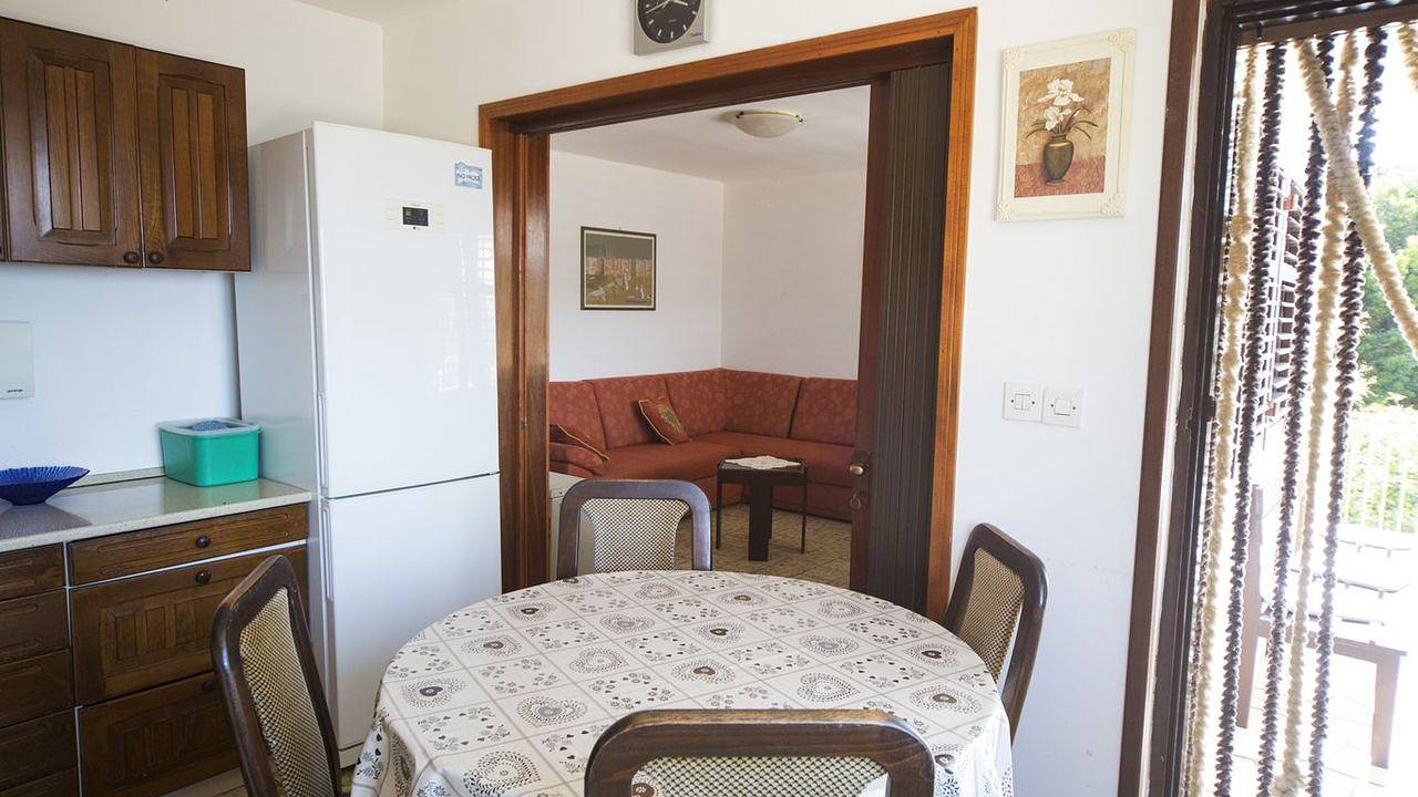 Ganze Ferienwohnung, Ferienwohnung für 6 Personen (57 m²) in Maslinica in Maslinica, Solta
