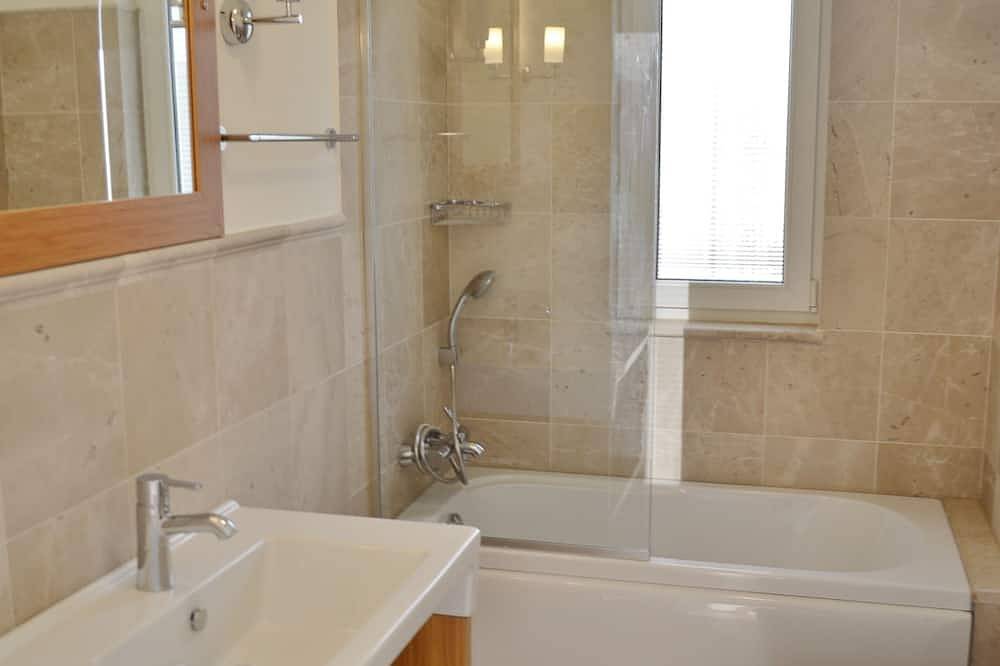 Privater Pool Villa mit 3 Schlafzimmern, Meer- und Bergblick im Amazing Lavanta in Kaş, Saklıkent