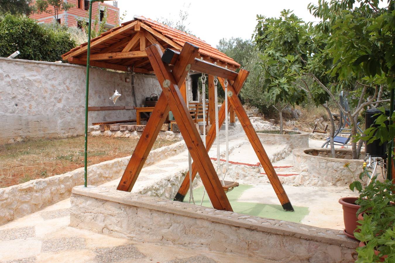 Ganze Wohnung, Komfortable Ferienwohnung mit Terrasse und Meerblick Kali, Ugljan A-8234-a in Kali, Insel Ugljan