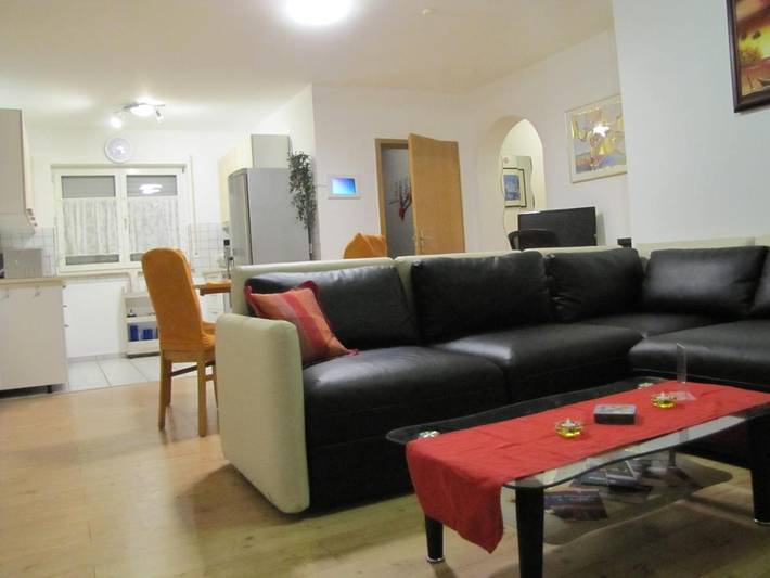 Ferienwohnung für 4 Personen, mit Terrasse und Ausblick in Bad Vilbel