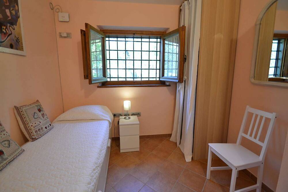 Charming Apartment in Italy - Paneolio in Pistoia, Pistoia Province