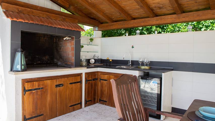 Villa Filomena - Omiš by Villas Guide in Dalmatinisches Zagora