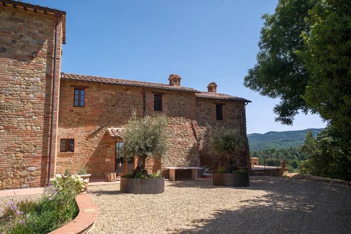 Villa 'San Biagio – Luxury' con vista lago, Wi-Fi e aria condizionata in Città della Pieve, Perugia e dintorni