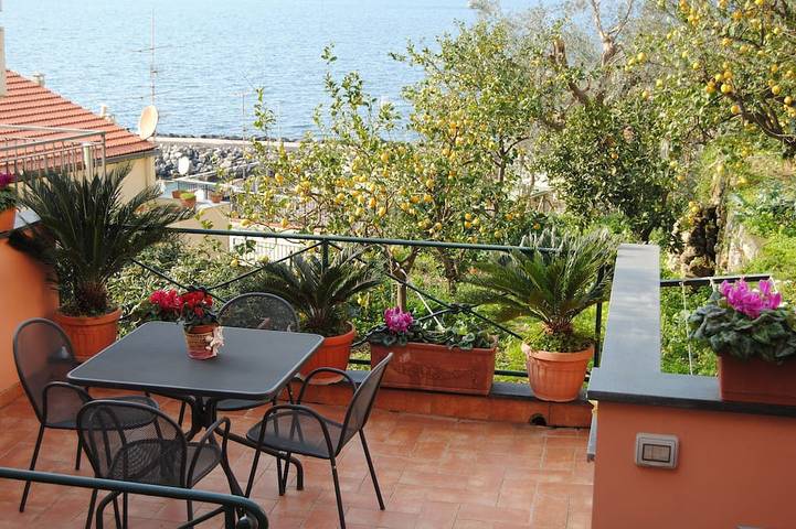 Apartamento de vacaciones para 5 personas, con jardín y terraza - 1