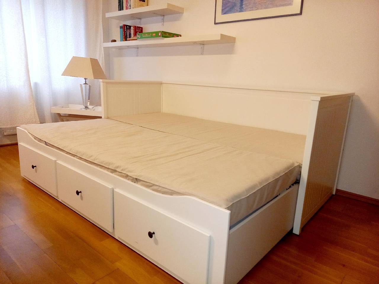 Entire holiday apartment, 72m2 ideal for rent up to max. 6 months, right next to the U6 underground line in Vienna, Vienna Woods
