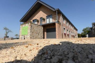 Cottage pour 3 personnes, avec vue et jardin, animaux acceptés à Herve