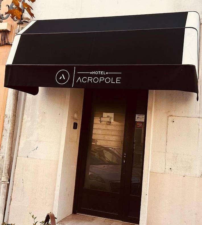 Hôtel pour 2 personnes, avec vue et terrasse à Nissan-lez-Enserune - 2