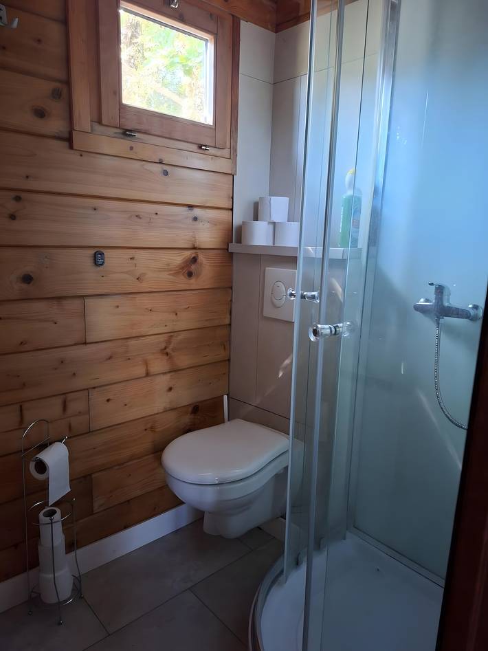 Chalet 'Oase Van Rust' with Balcony and Wi-Fi