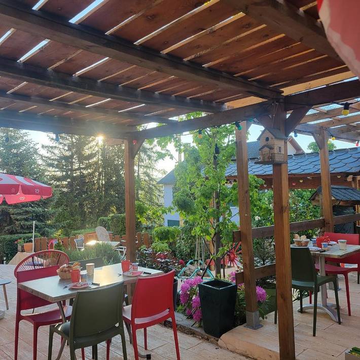 Gîte pour 2 personnes, avec vue ainsi que terrasse et jardin à Artigues - 2