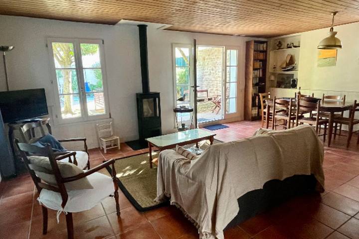 Location de vacances pour 8 personnes, animaux acceptés à Ars-en-Ré - 4