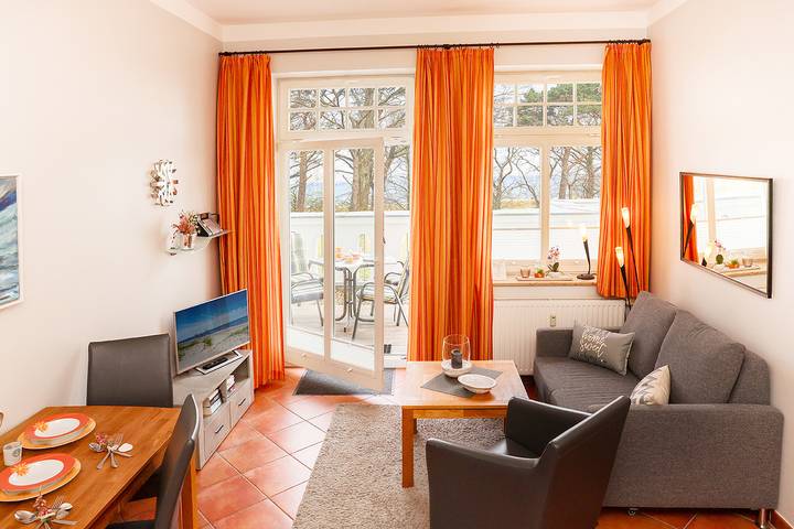 Ferienwohnung für 3 Personen, mit Balkon und Sauna sowie Seeblick in Kühlungsborn - 2
