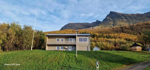 Ferienhaus für 6 Personen, mit Ausblick und Garten in Tromsø