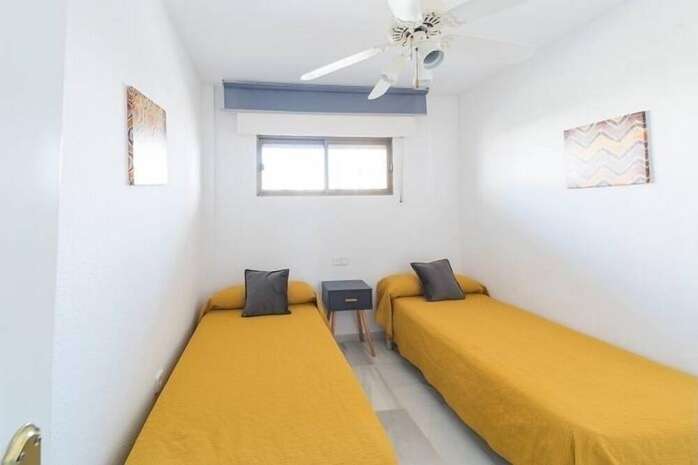 Entire apartment, Expoholidays corinto 4g in Roquetas de Mar, Costa de Almería