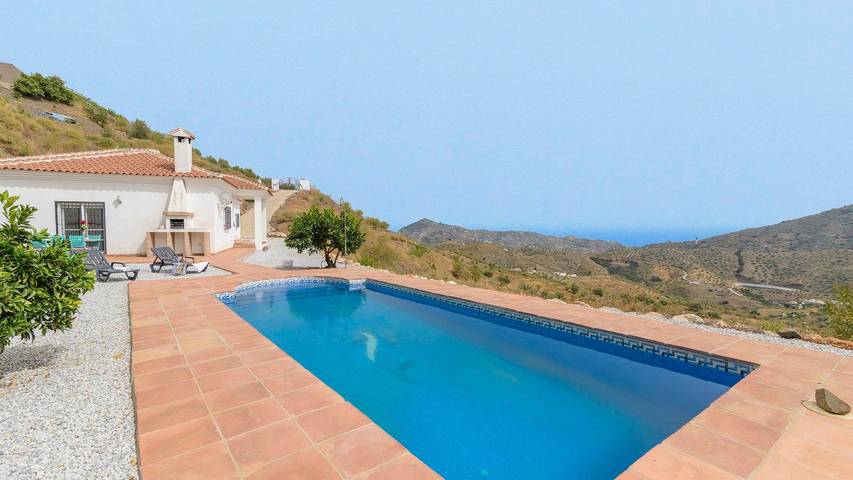 Casa rural para 8 personas, con piscina y balcón/terraza en Arenas