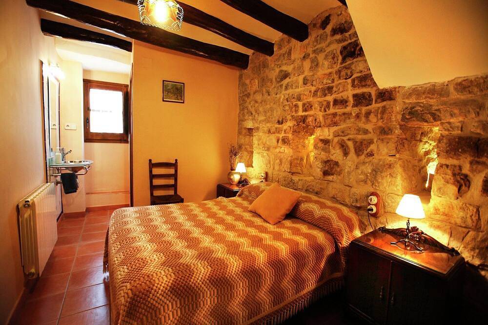 Mansión en La Llacuna con piscina y vistas in La Llacuna, Interior de Barcelona