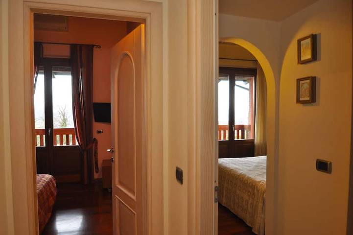 Location de vacances pour 8 personnes, avec Balcon et Jardin à Lonato del Garda - 4
