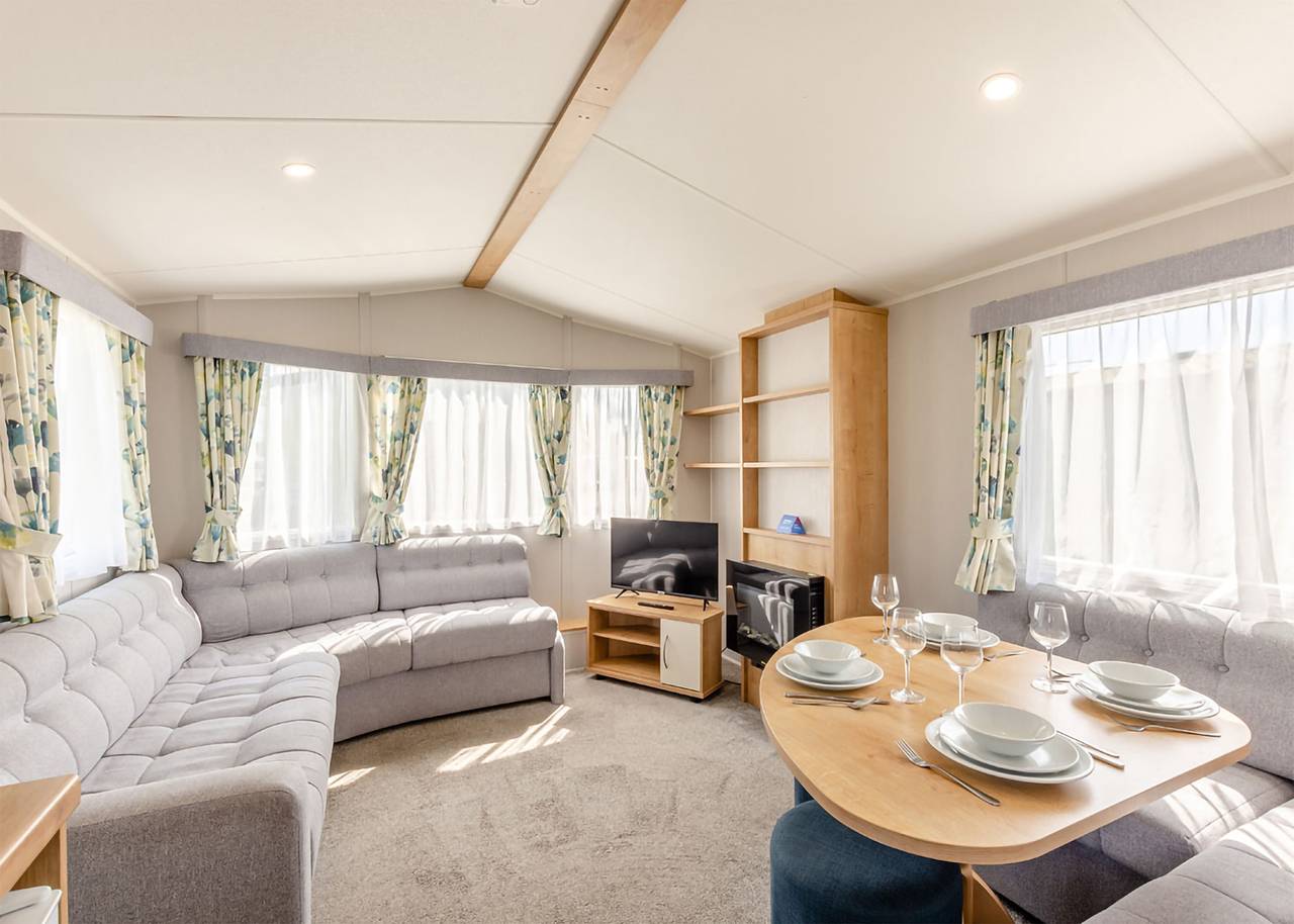 Bronze 3 Bedroom Caravan, Sleeps 8. With parking.P in Carmarthenshire