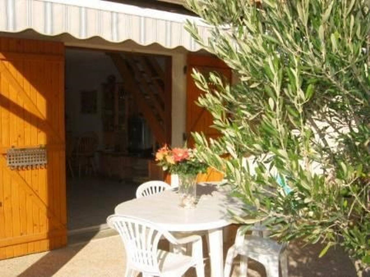 Gruissan Ayguades: Charmantes 3 pièces climatisées, 5 pers, piscine, proche mer et commerces in Gruissan (Ville), Gruissan
