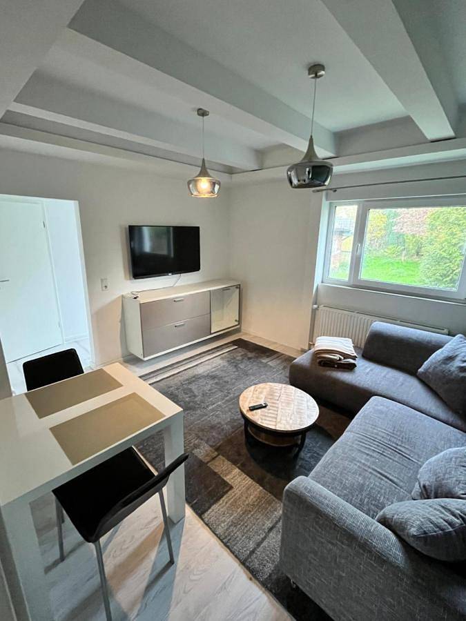 Ganze Wohnung, Two-Bedroom Apartment in Pinneberg, Kreis Pinneberg